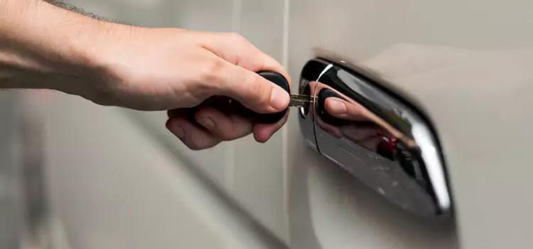 Why Choose Our Auto Locksmith Team in Grandview, MO?